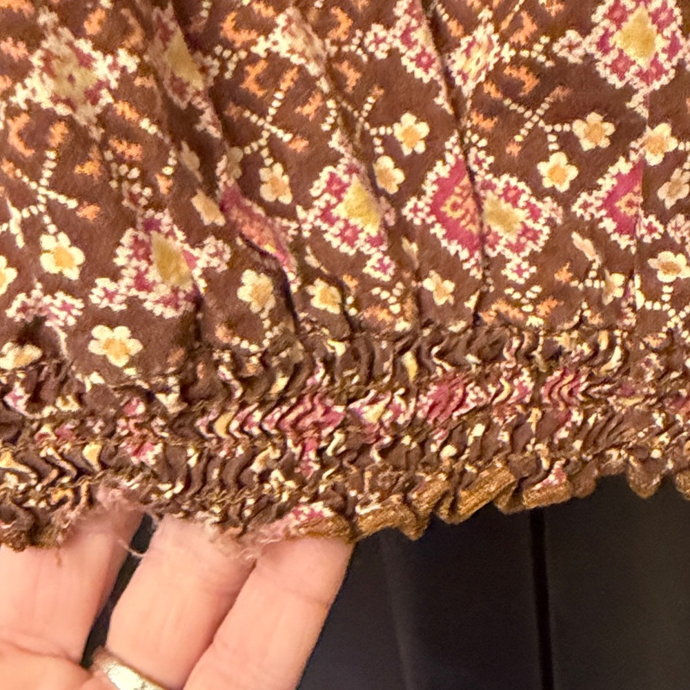 Sanctuary Pink and Brown Geometric Blouse - Picture 4 of 5